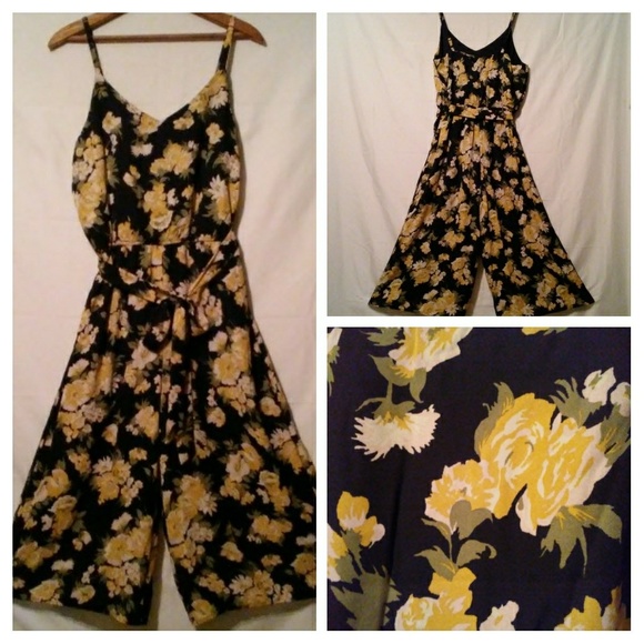 Lily Star Pants - Women's Lily Star Sleeveless Floral Jumpsuit